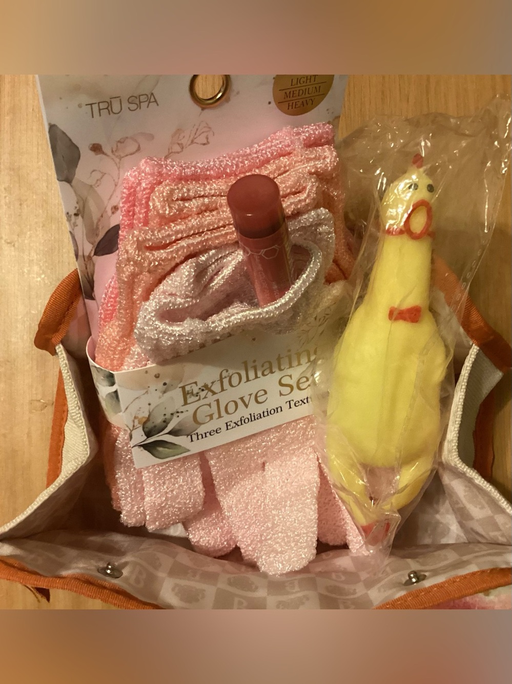 Borguese cosmetic case w/Exfoliating Gloves, BurtsBalm & Chicken in Lisbon tote